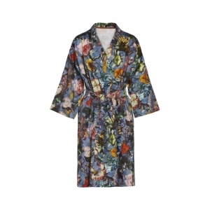 SARAI FAMKE BLAUW