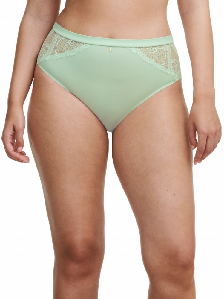 C17Q80 00E GREEN LILY