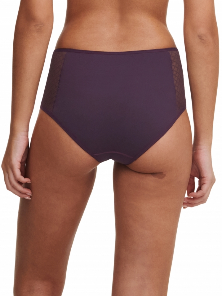 C16M80 0UA AUBERGINE