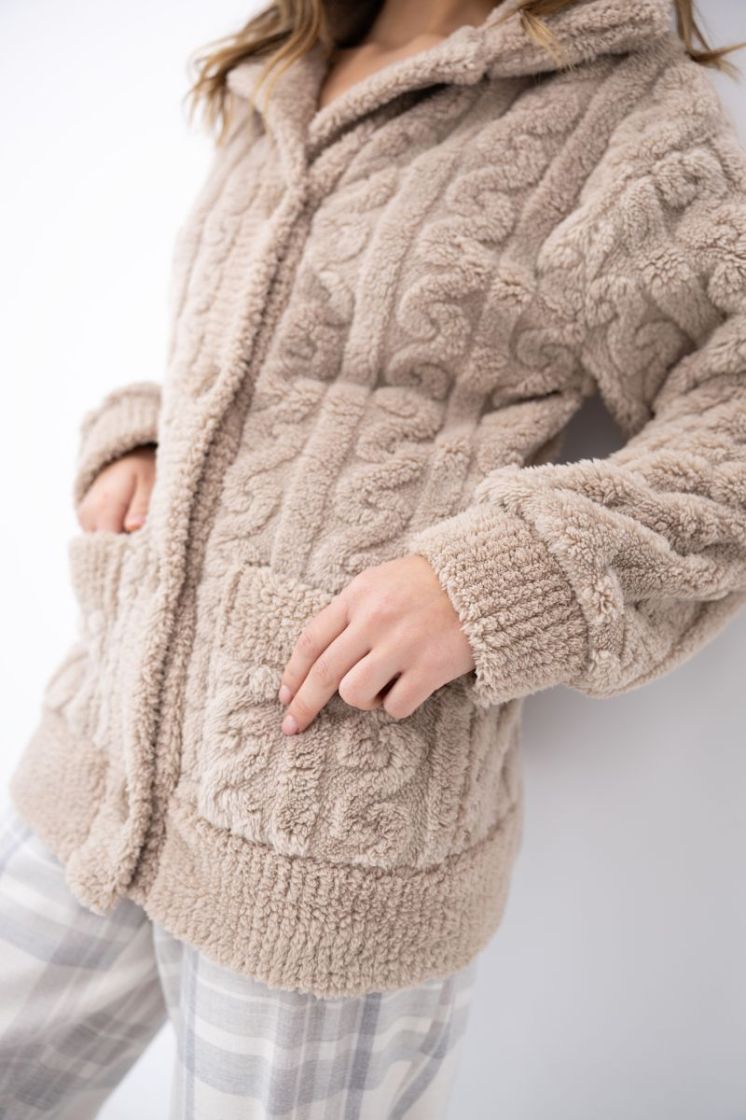 INGRID BEIGE